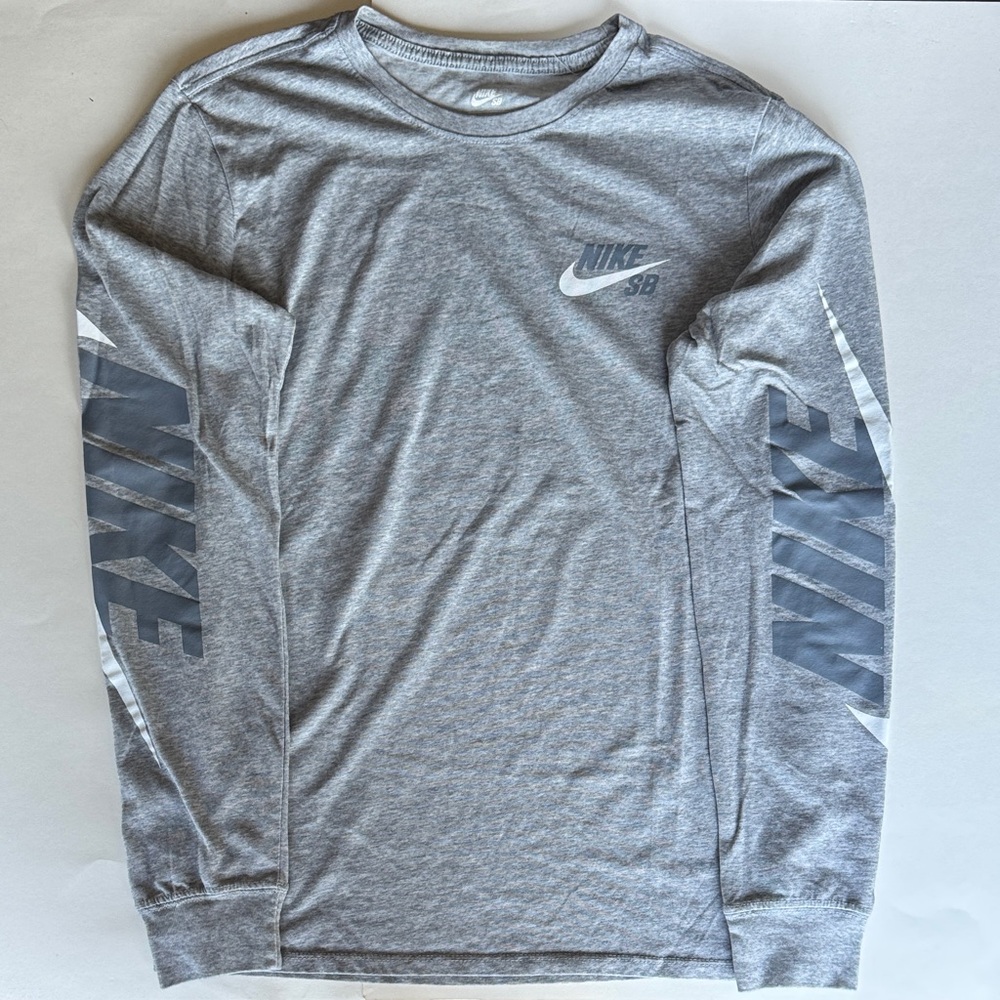 Nike SB Mens Grey Long Sleeve Tee Shirt Size S